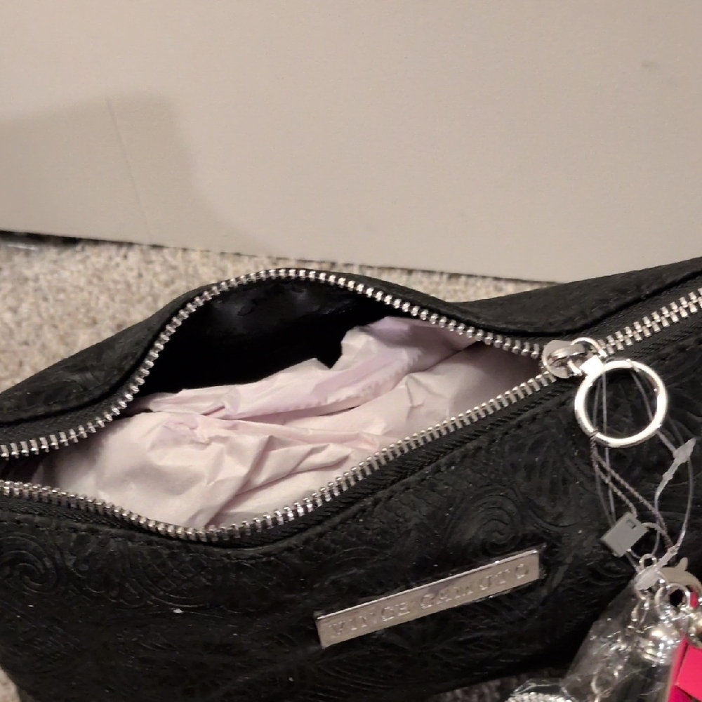 nwt  Vince Camuto Black Textured Clutch with Skull Accent - Picture 7 of 9